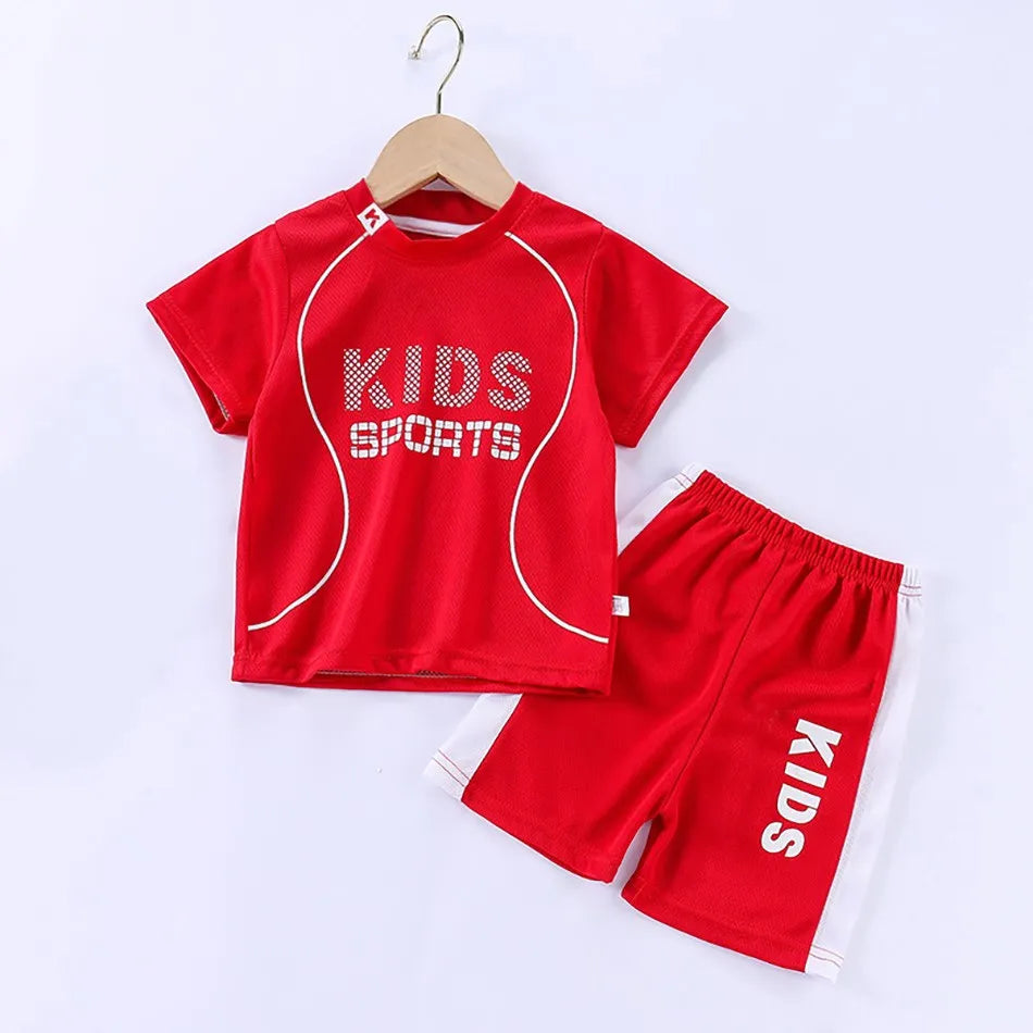 Conjunto de roupa infantil de verão