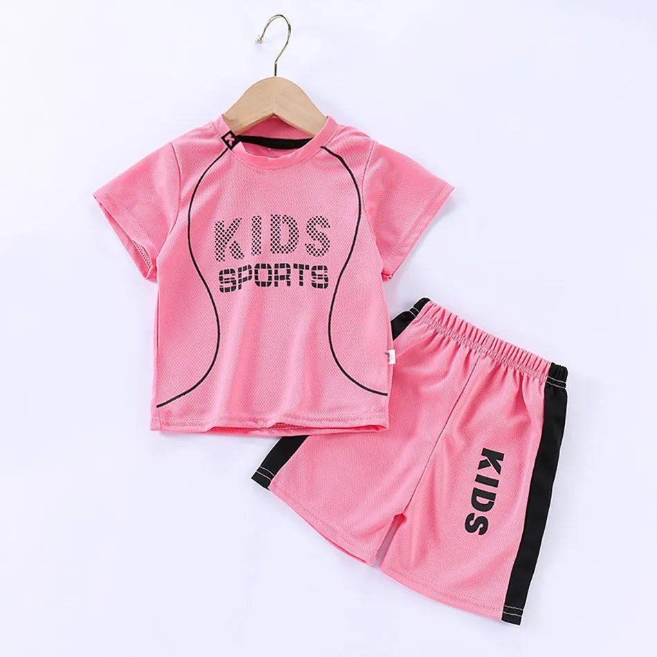 Conjunto de roupa infantil de verão