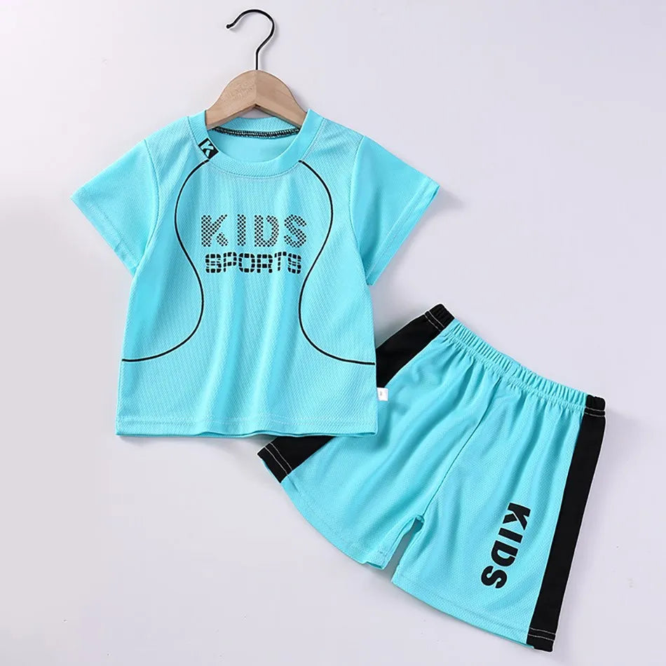 Conjunto de roupa infantil de verão