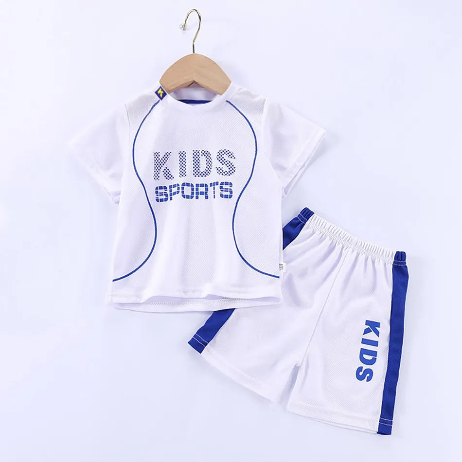 Conjunto de roupa infantil de verão